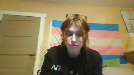 deformedpiggirl  05-03-2022